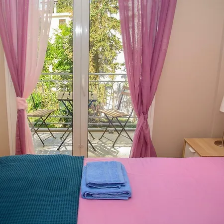Fully Renovated And Relaxing *