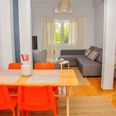 Апартаменты Fully Renovated And Relaxing Афины