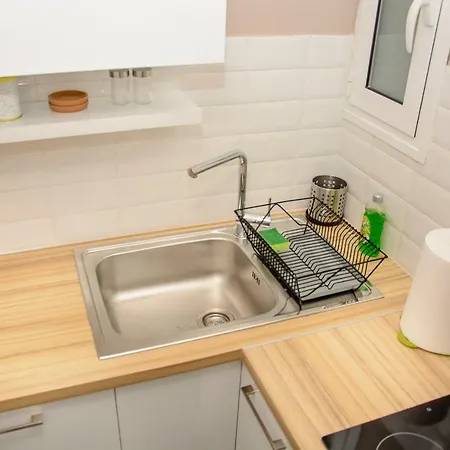 Fully Renovated And Relaxing